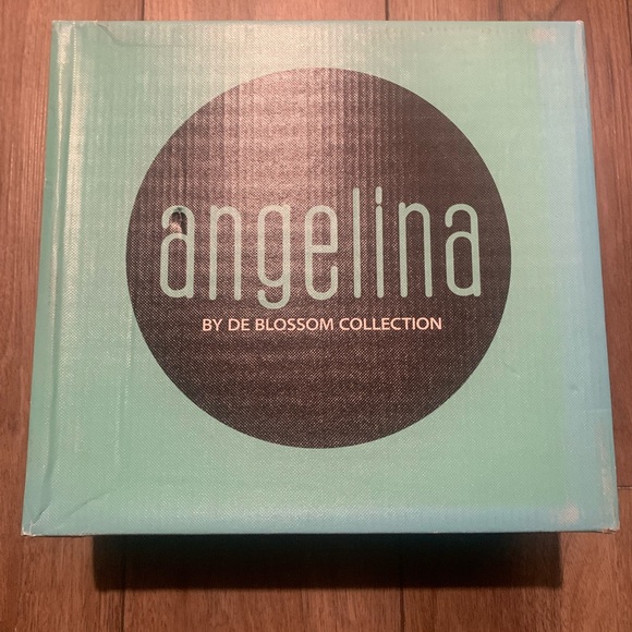 Chocolate Brown Two Tone Velvet Boot w/Studded chunky heel & Silk Bow tie back - Picture 8 of 10